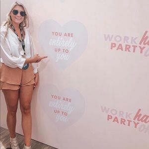 VICI Ruffle Shorts - Mauve